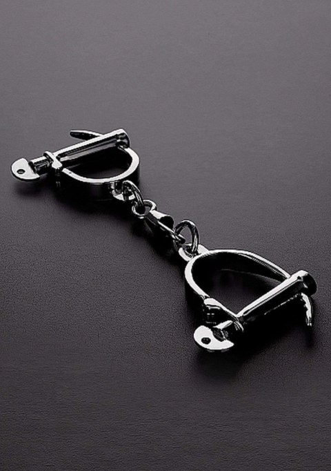 Adjustable Darby Style Handcuffs Adjustable Darby Style Handcuffs
