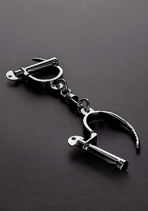 Adjustable Darby Style Handcuffs Adjustable Darby Style Handcuffs