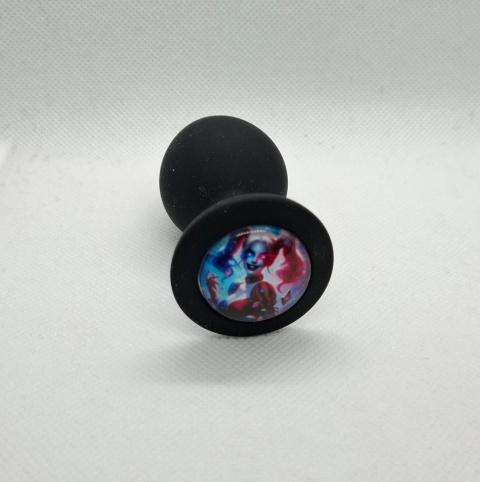 Czarny korek analny z kolorowym motywem Harley Quinn z kolekcjonerskiej serii Foursome69.